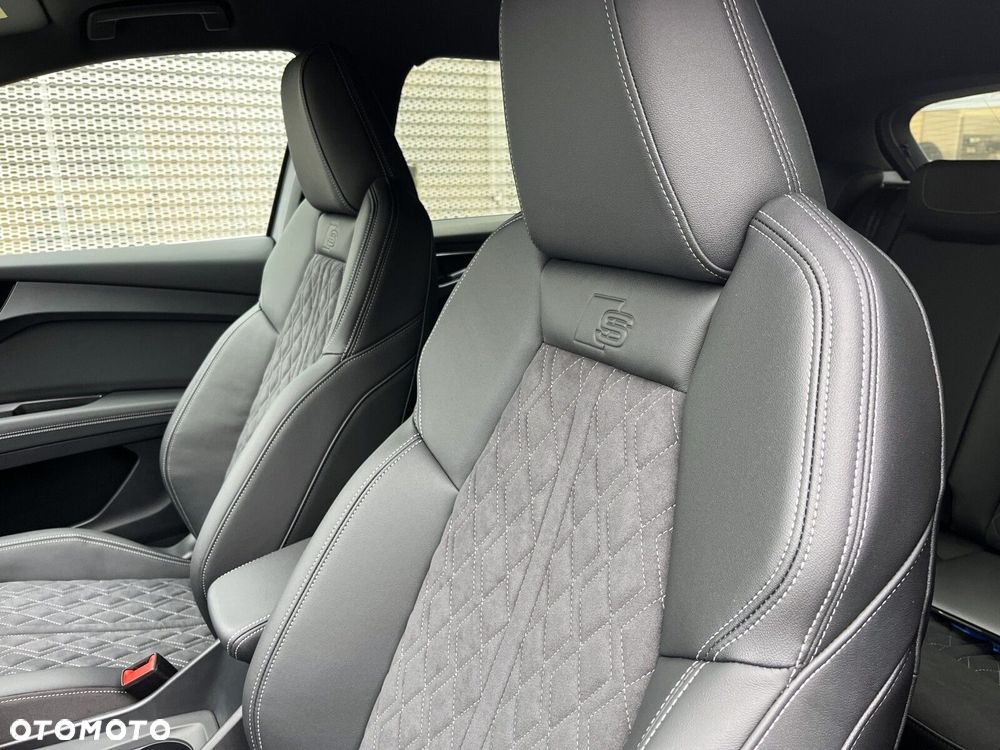 Audi Q4 e-tron - 22