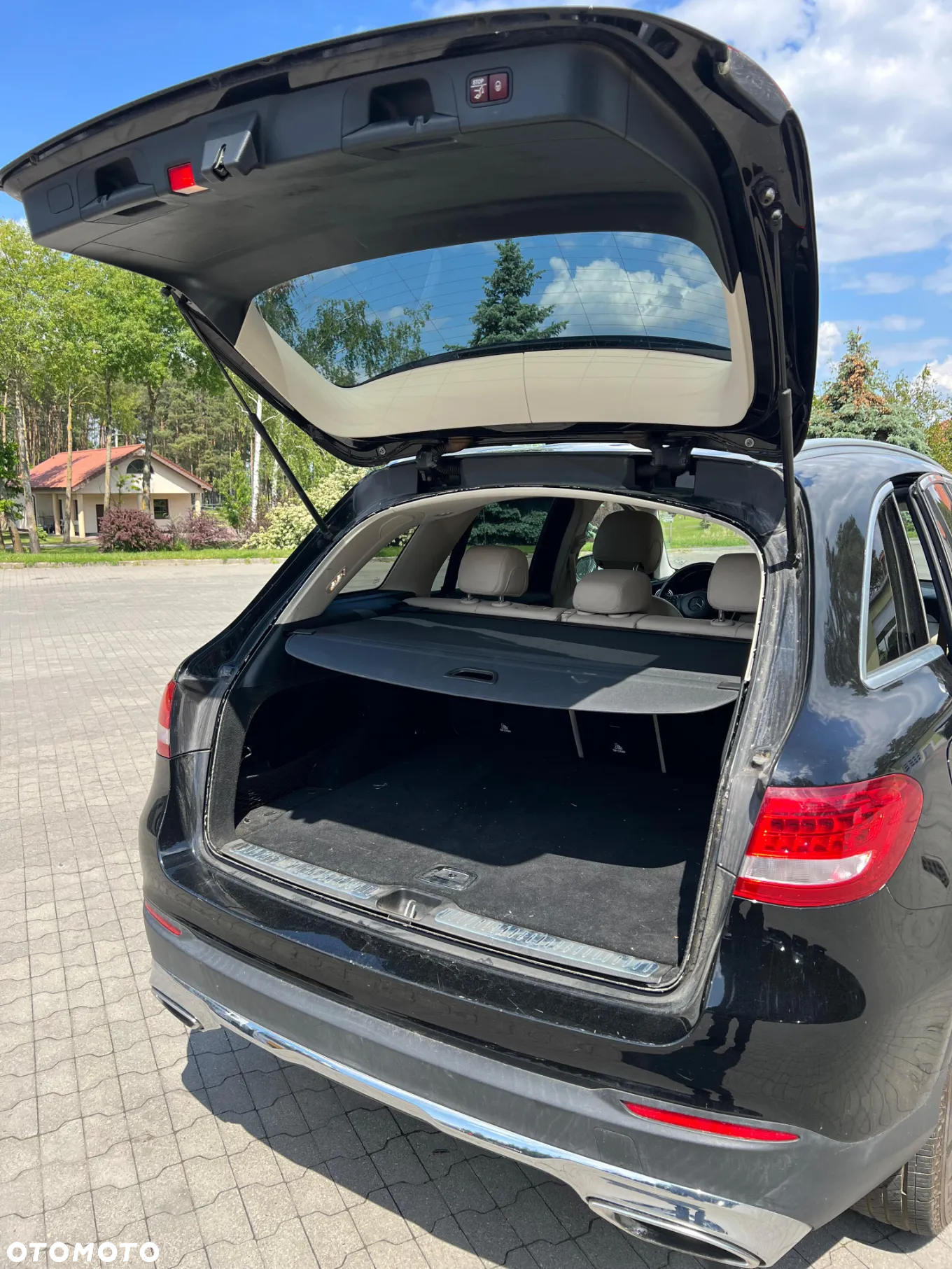 Mercedes-Benz GLC 300 4Matic 9G-TRONIC Exclusive - 2