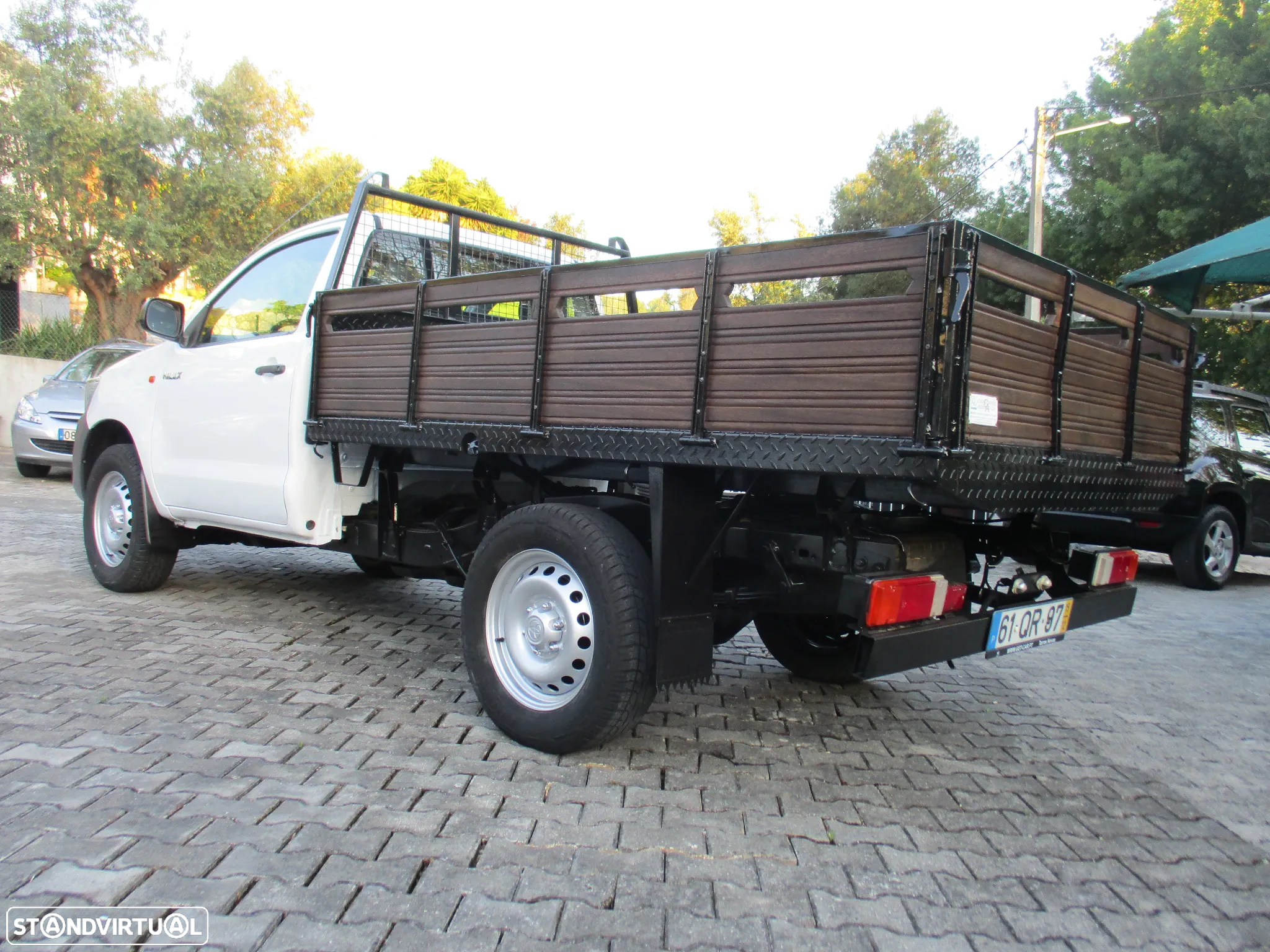 Toyota HILUX - 6