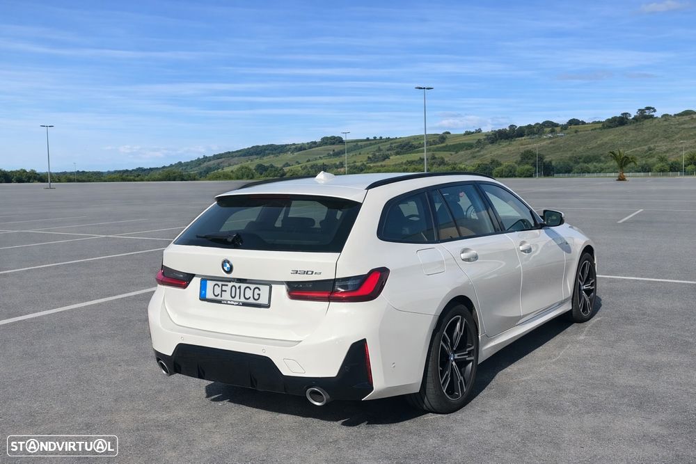 BMW 330 e Aut. M Sport - 6