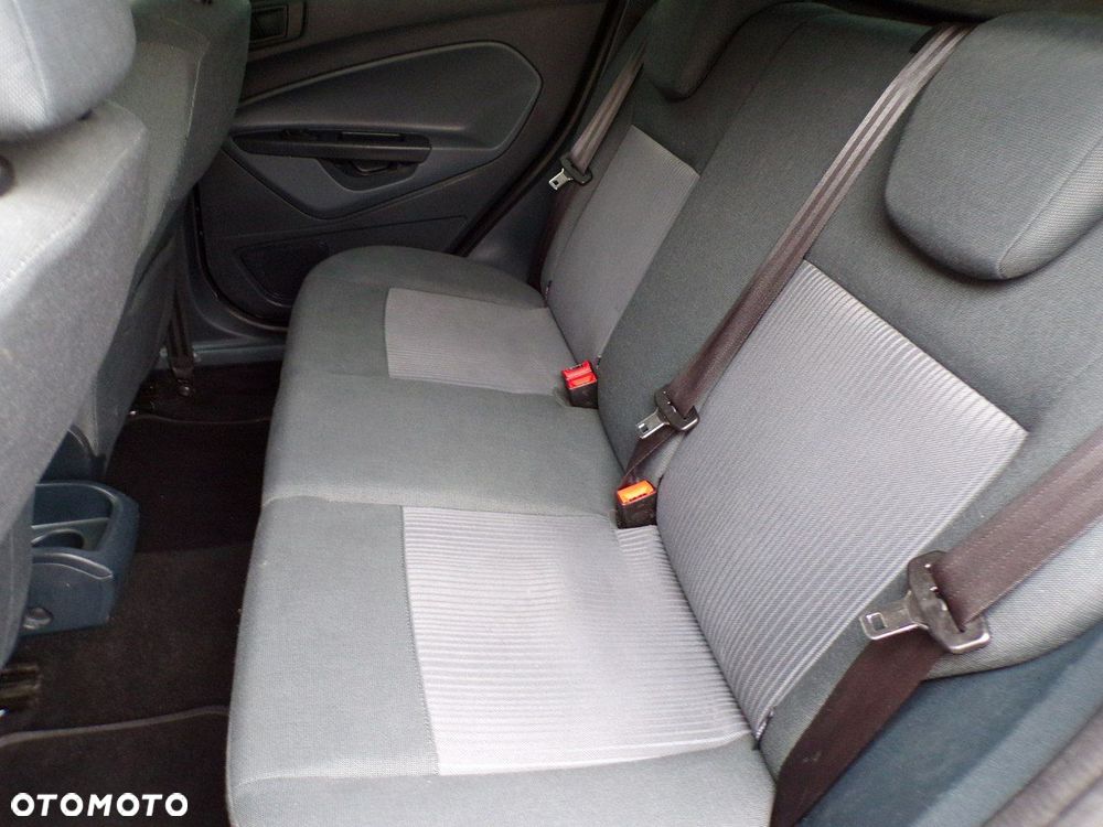 Ford Fiesta - 28