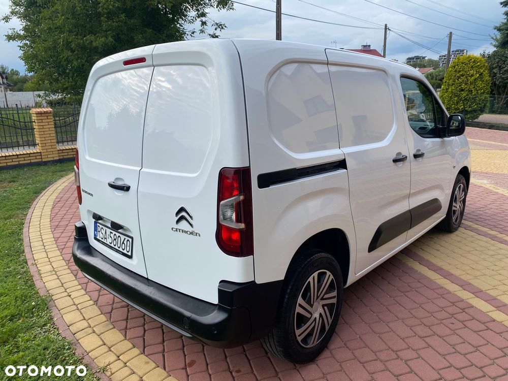 Peugeot PARTNER 1.6HDI 3-osobowy zakupiony w salonie w Rzeszowie - 4