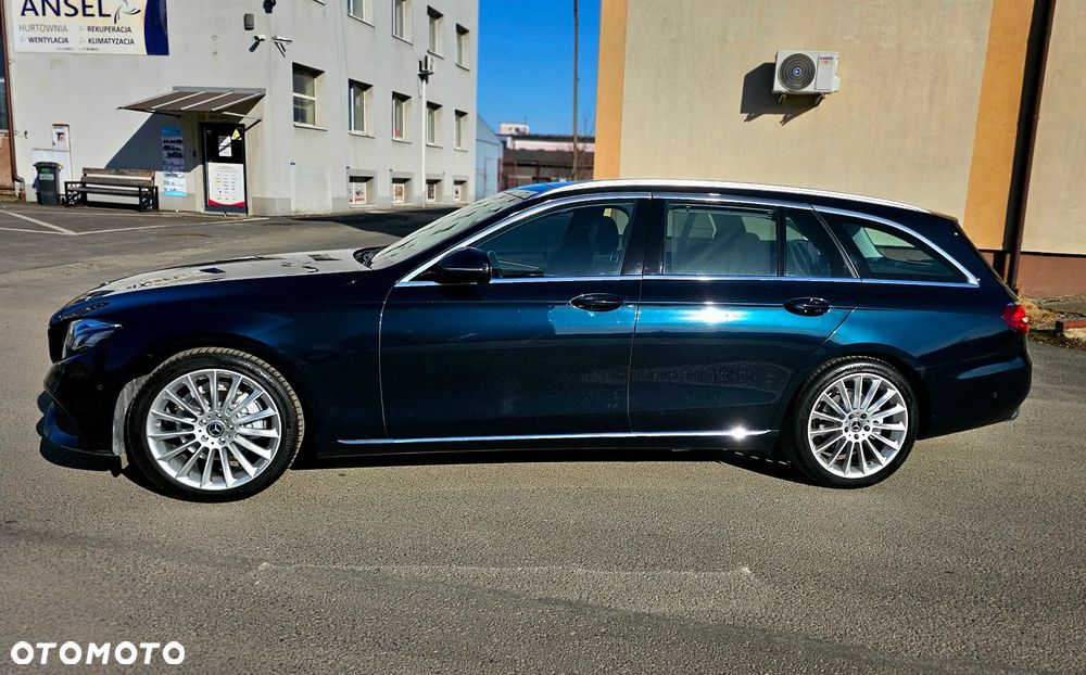 Mercedes-Benz Klasa E 200 d 9G-TRONIC Exclusive - 4