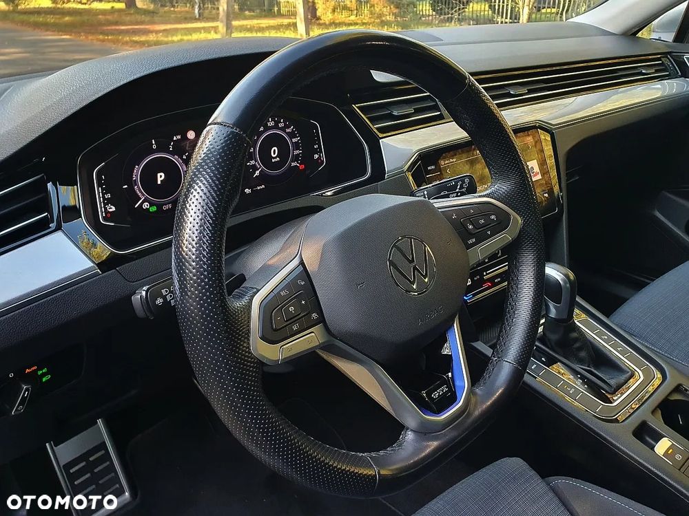 Volkswagen Passat 1.4 TSI Plug-In Hybrid GTE DSG - 11