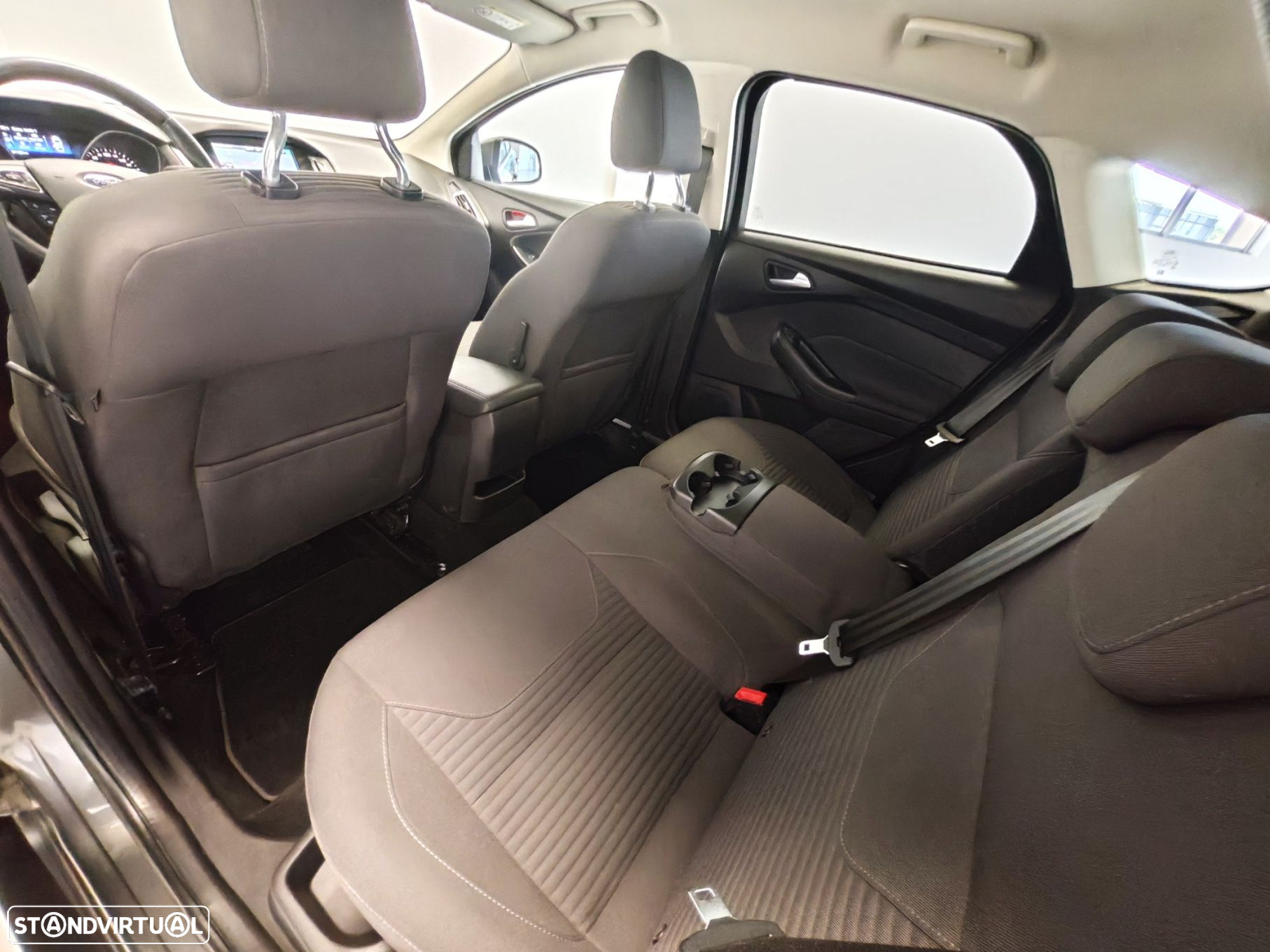 Ford Focus 1.0 SCTi Titanium - 56