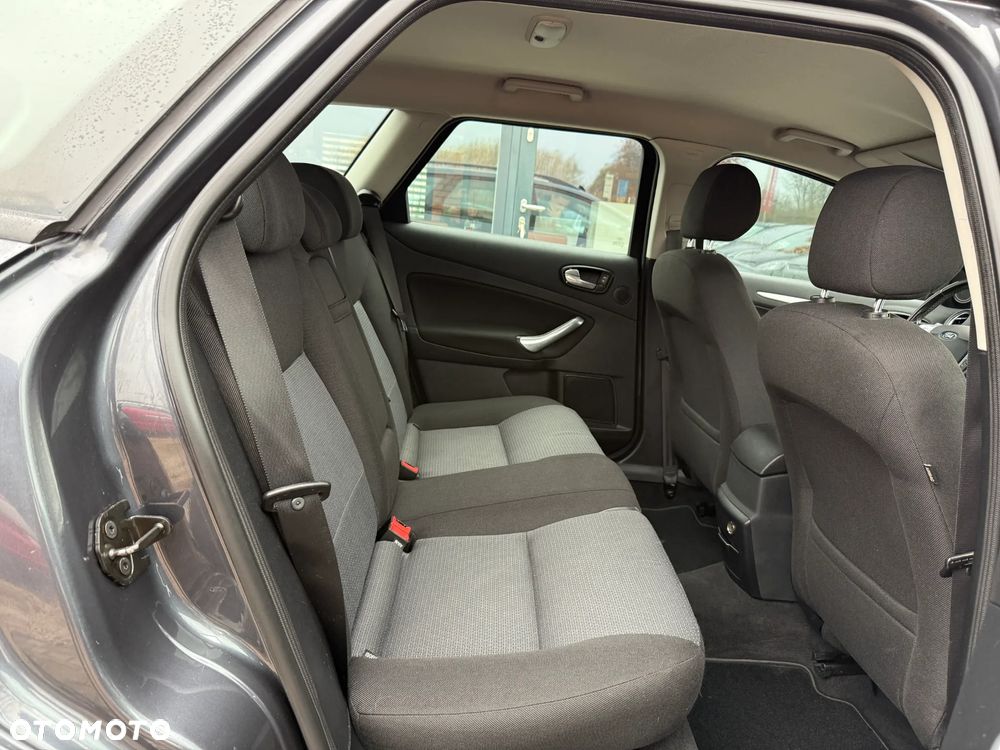 Ford Mondeo 2.0 Titanium - 26