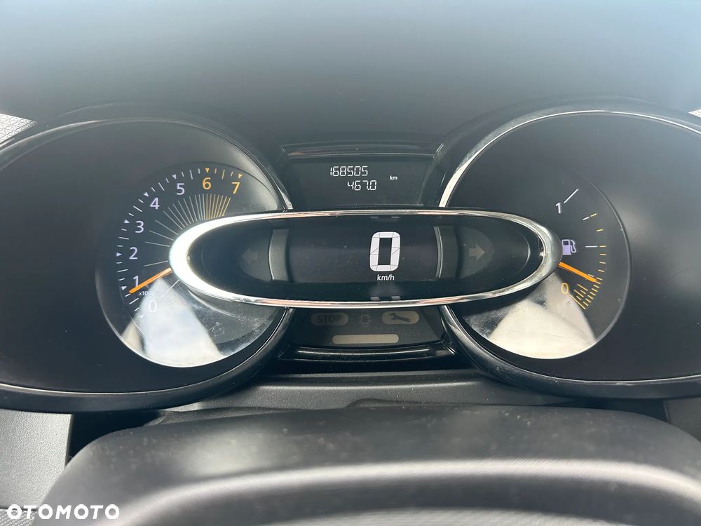 Renault Clio 1.2 16V 75 Business - 27