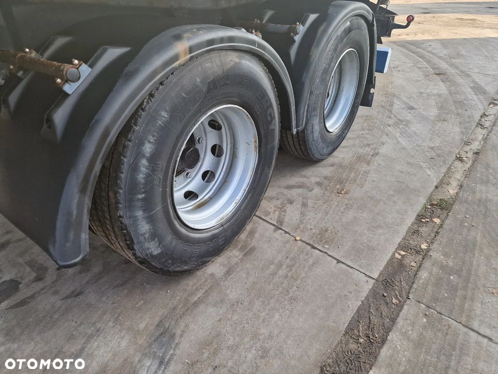 Kel-Berg Tandem 3-stronna Wywrotka 2005 rok DMC: 18000 kg - 9