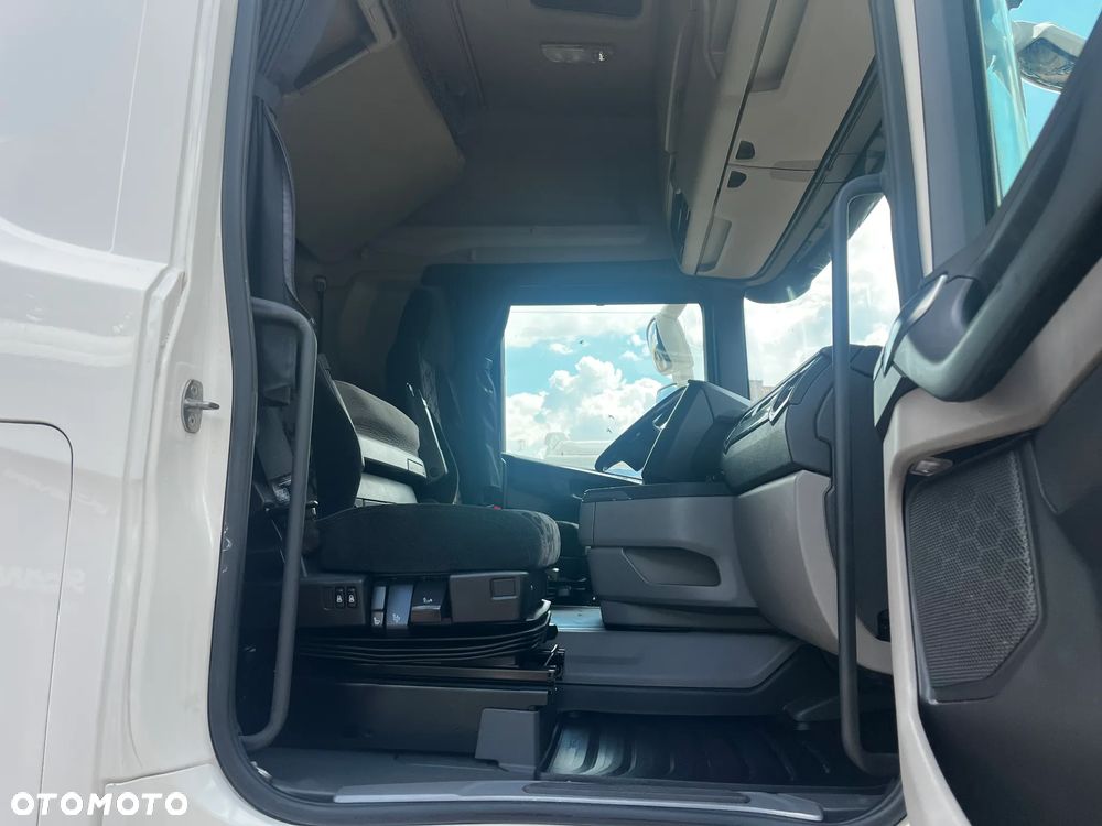 Scania R450 SPROWADZONA Z FRANCJI PO KONTRAKCIE SERWISOWYM DWA ZBIORNIKI PALIWA - 19