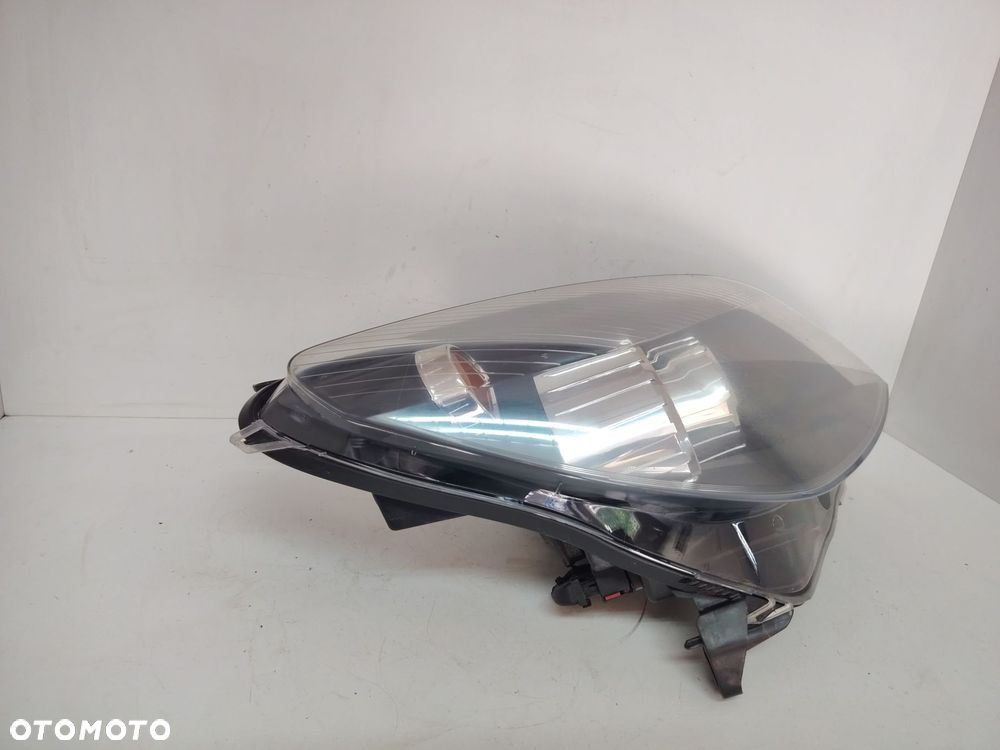 OPEL ASTRA H III 3 24451033 1EG270370 LAMPA PRZÓD PRZEDNIA PRAWA  EUROPA - 8