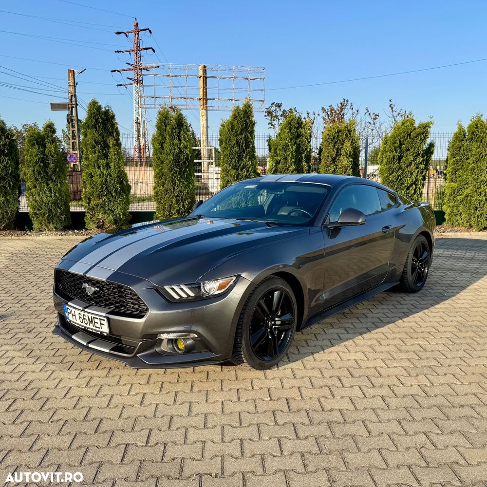 Ford Mustang 2.3 EcoBoost Aut. - 1