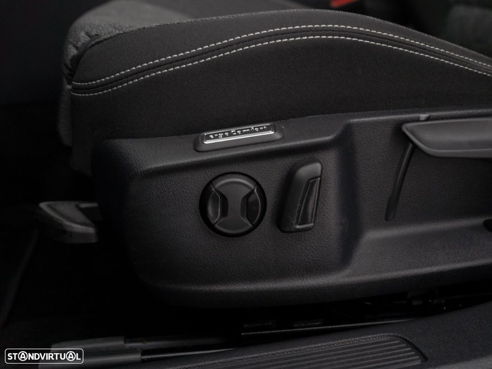 VW Passat Variant 1.4 TSI GTE Plug-in - 19