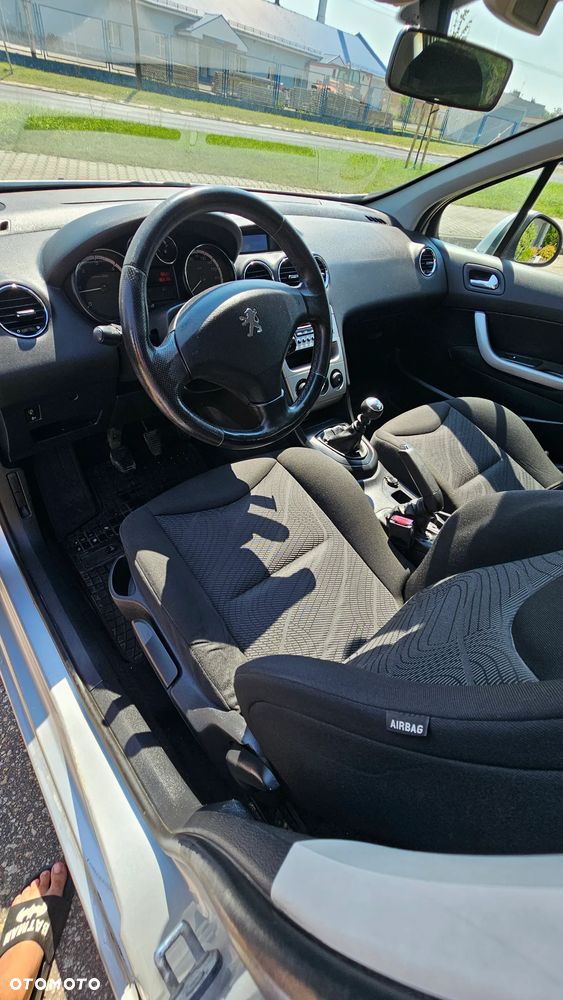 Peugeot 308 1.6 HDi Premium - 5