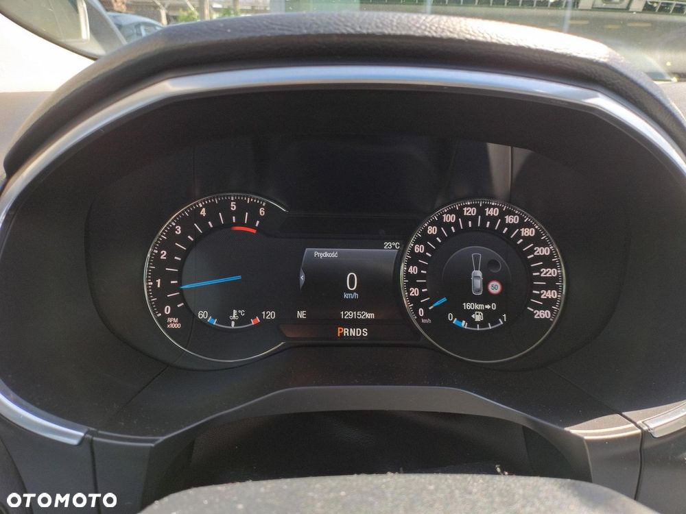 Ford Edge - 16