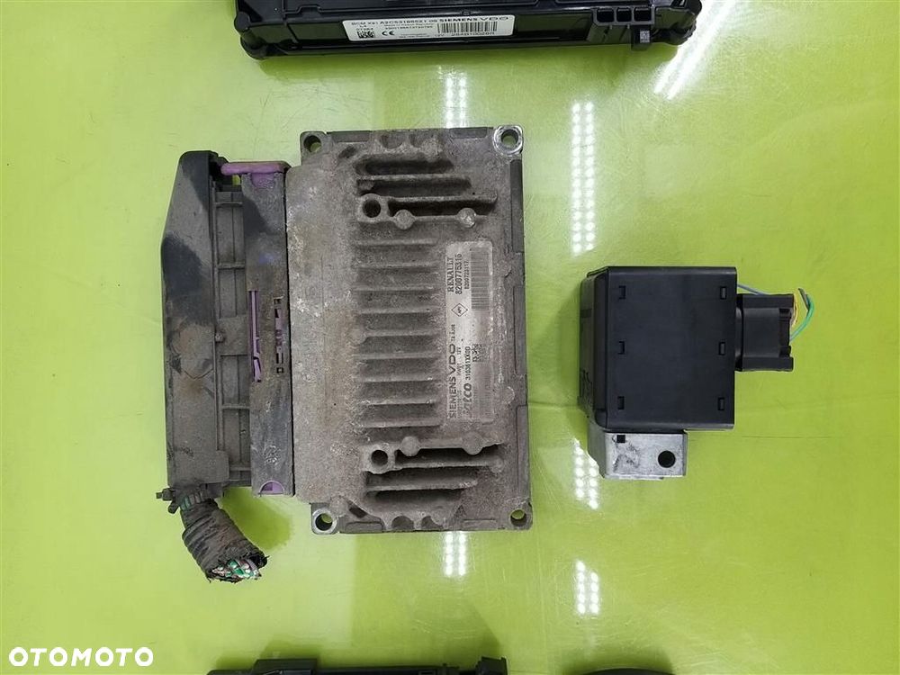Zestaw odpalający startowy  Renault Laguna III 2007-2015 2,0 DCI 8200775316 - 9