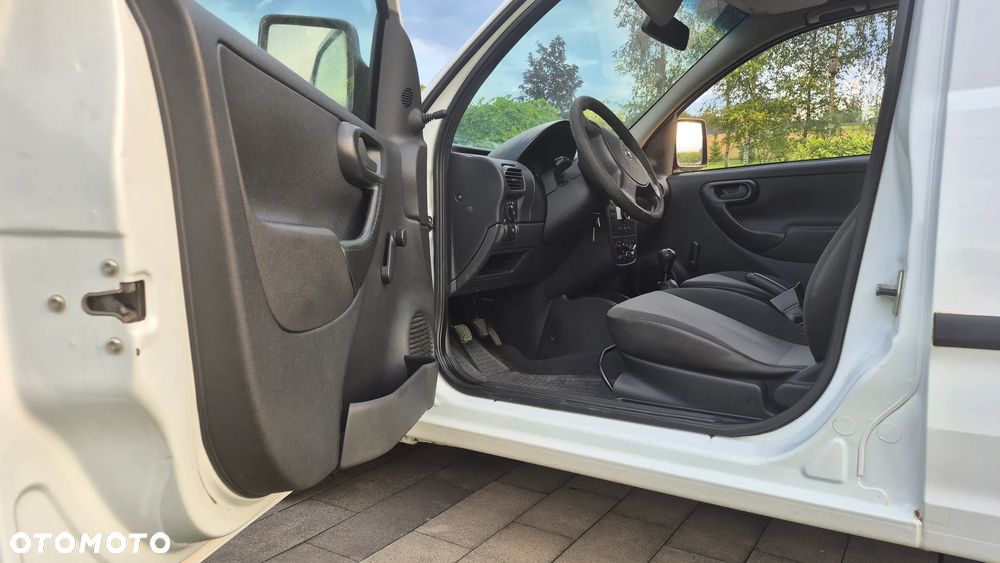Opel Combo Tour Cosmo - 11