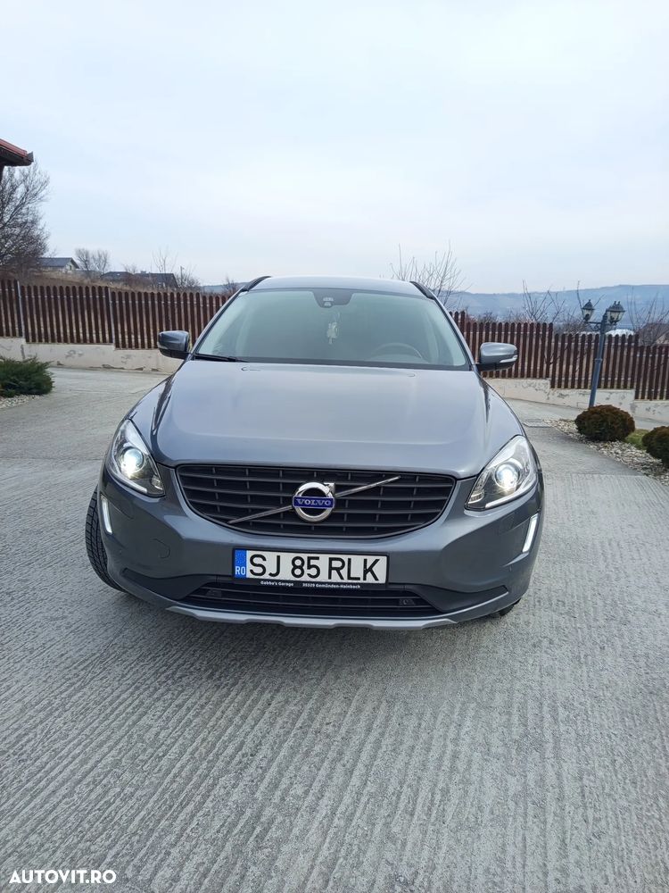 Volvo XC 60 D4 AWD Geartronic Momentum - 2