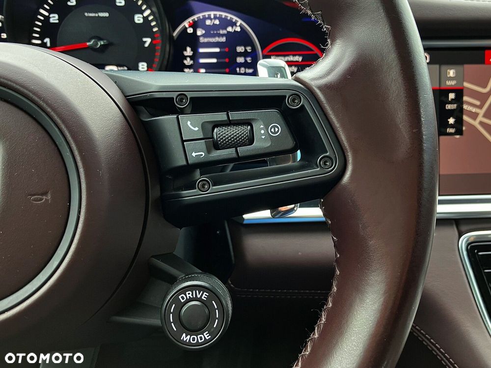 Porsche Panamera - 22