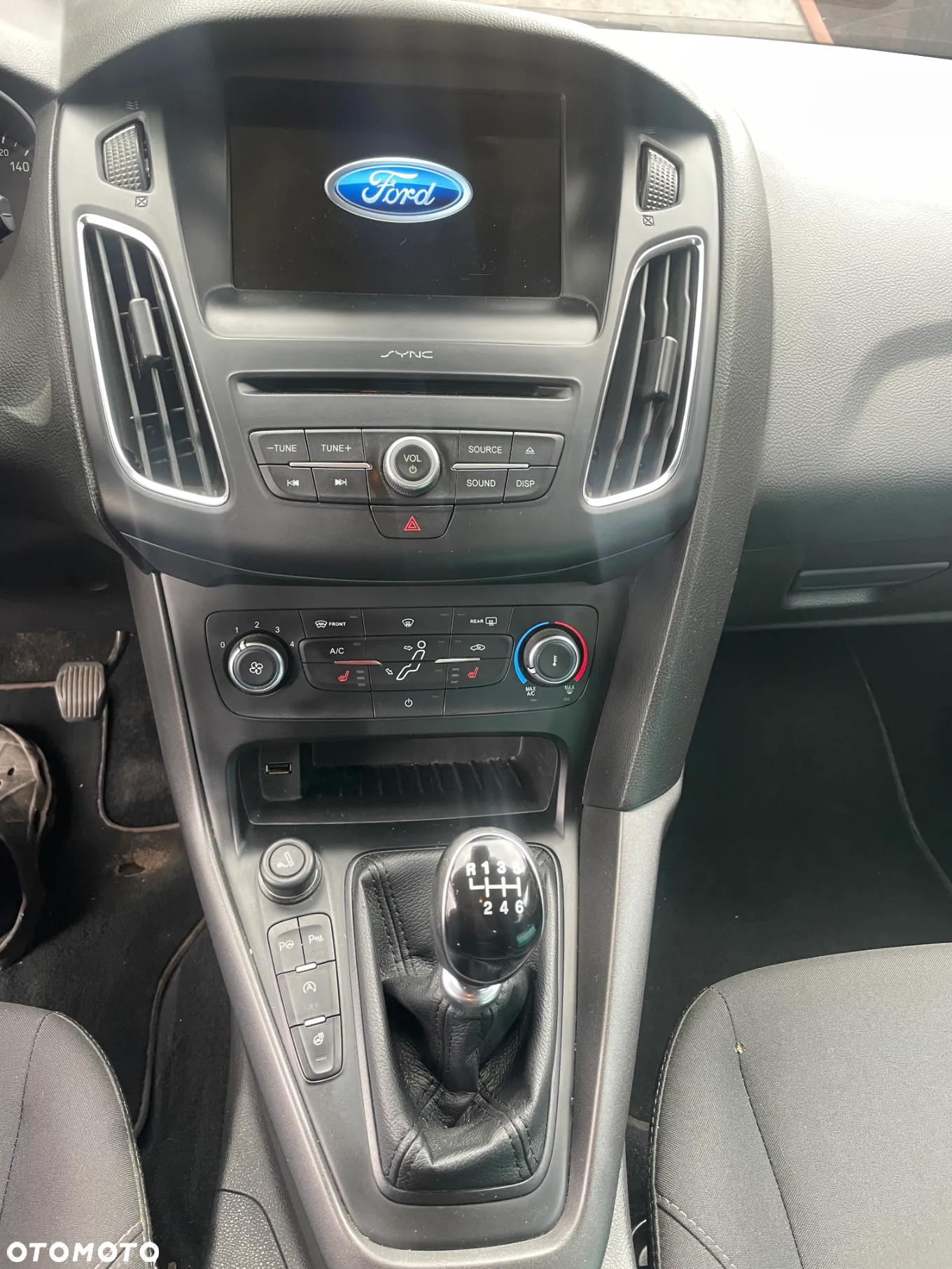 Ford Focus - 9