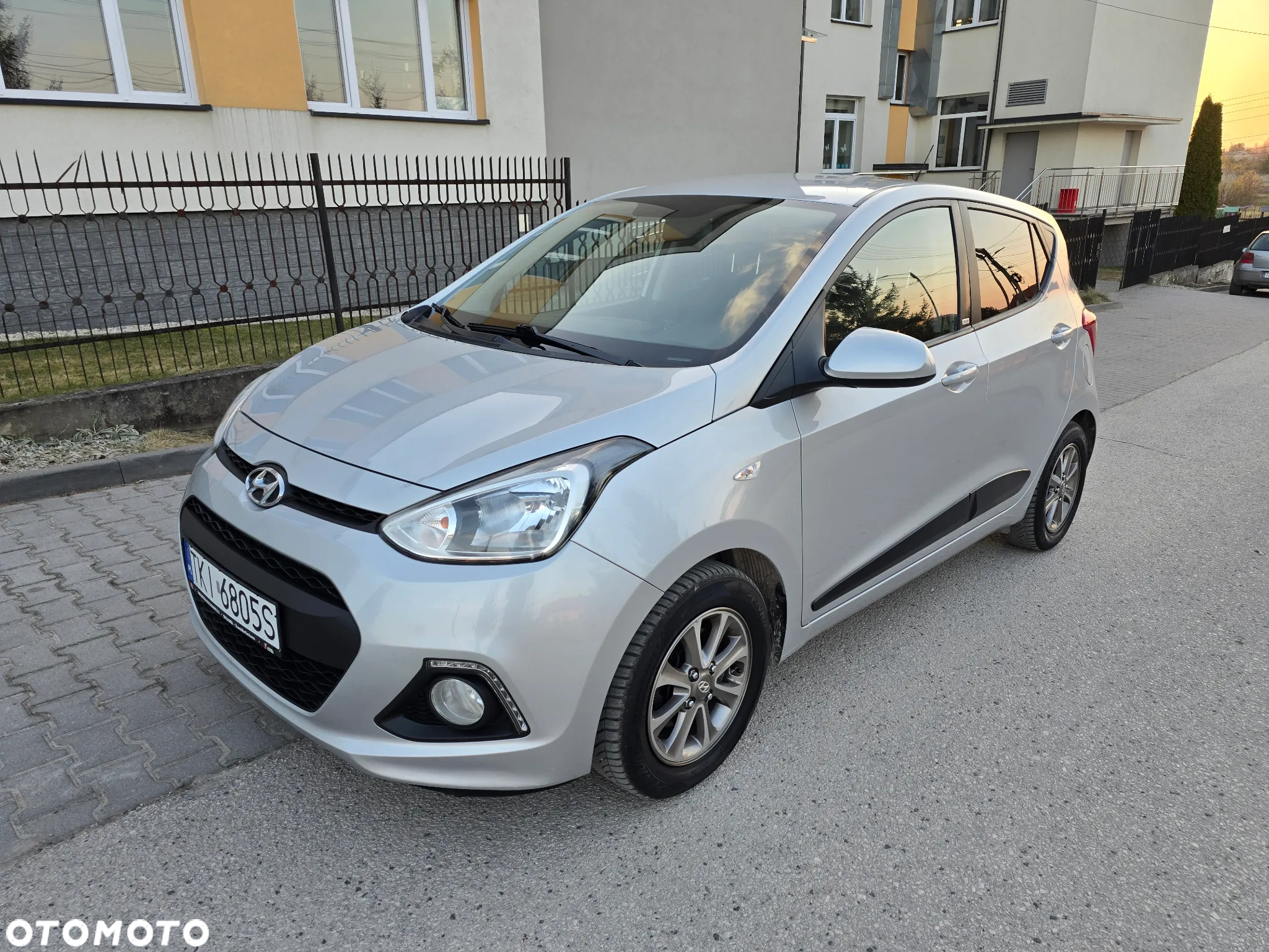 Hyundai i10 1.0 Premium - 19