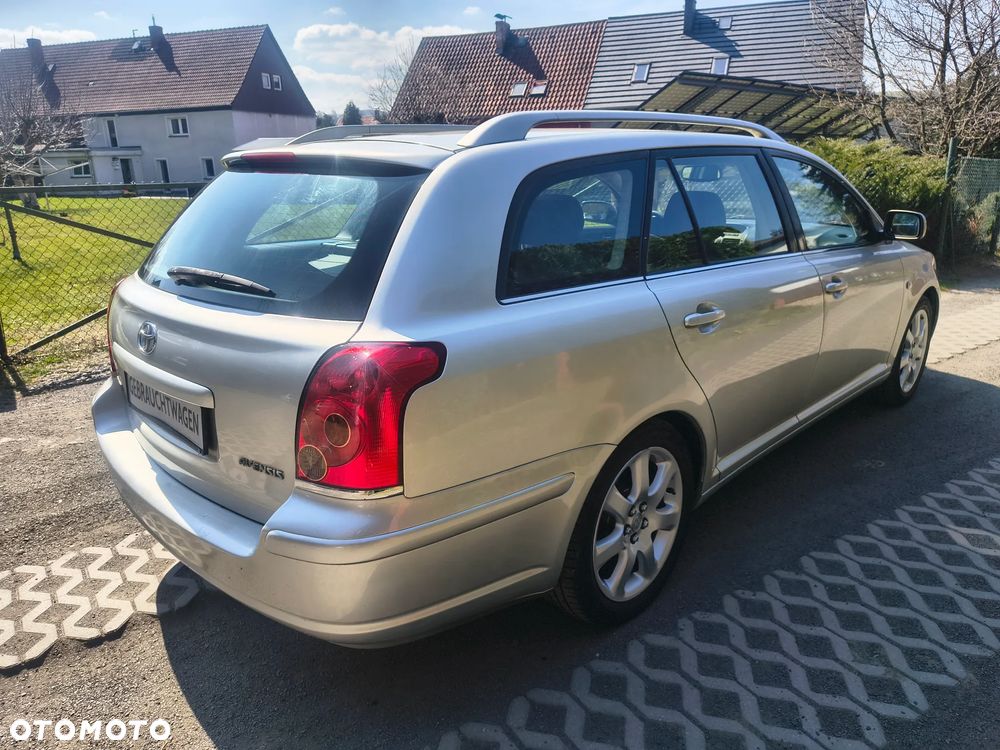 Toyota Avensis 2.0 VVT-i Edition - 4