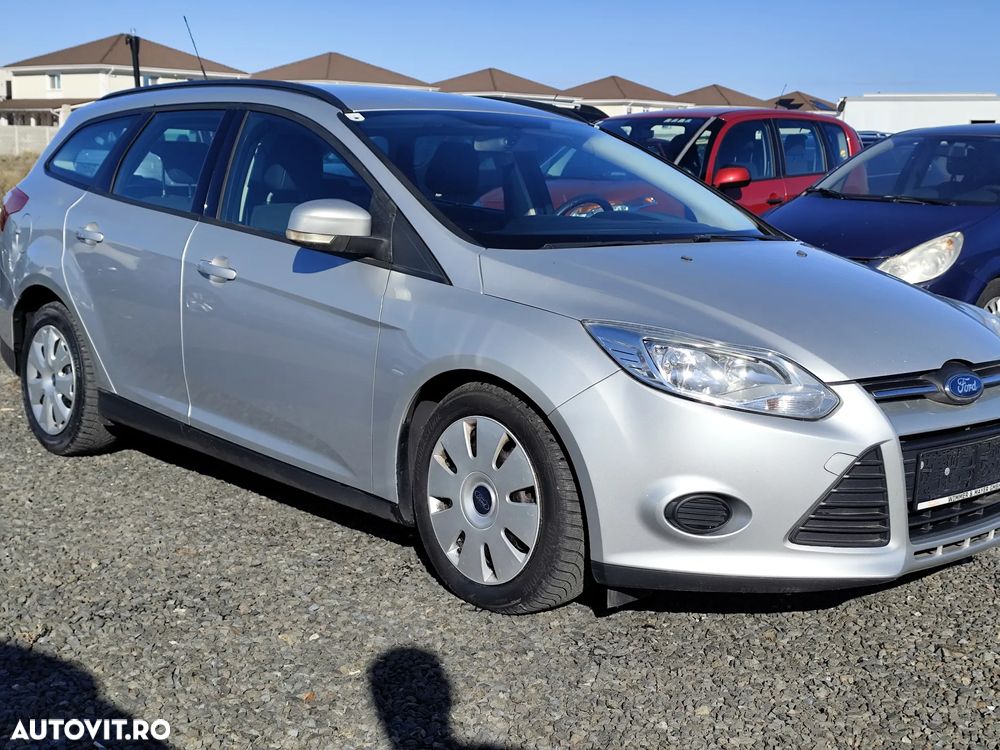 Ford Focus 1.6 TDCi DPF Champions Edition - 4