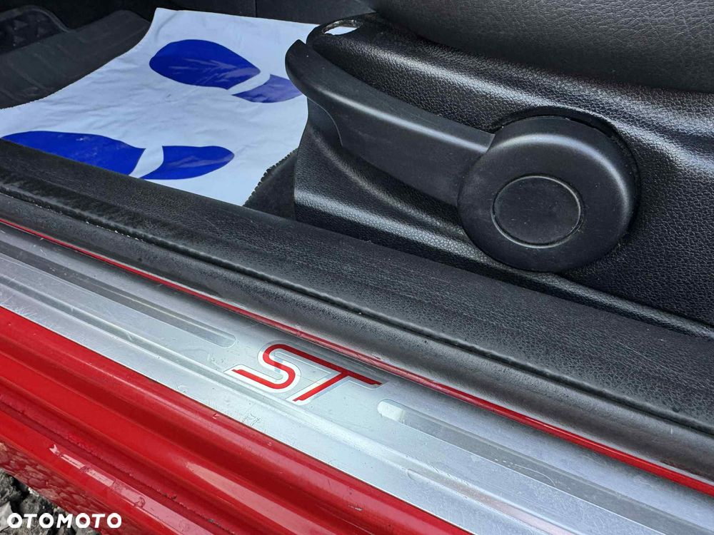 Ford Fiesta 2.0 ST - 23