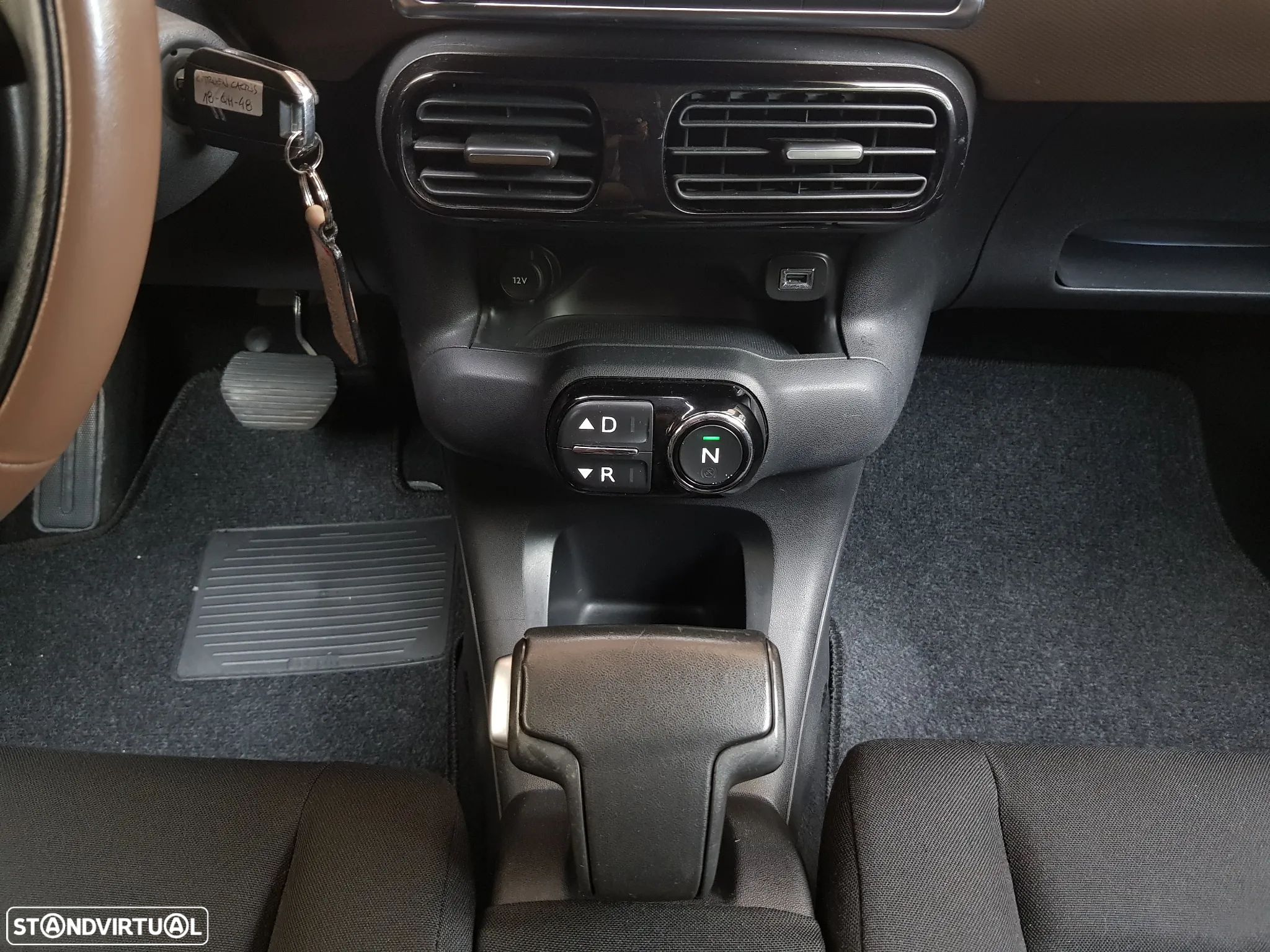Citroën C4 Cactus 1.6 e-HDi Feel J17 ETG6 - 22