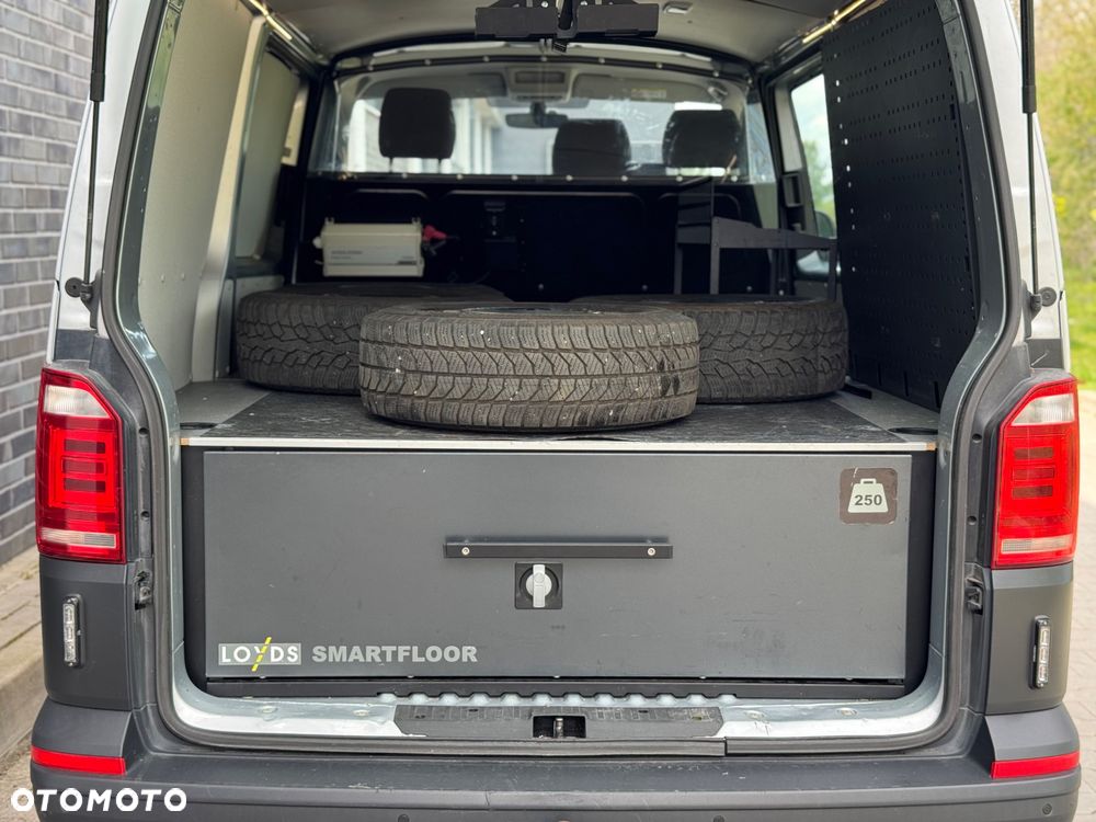 Volkswagen Transporter - 26