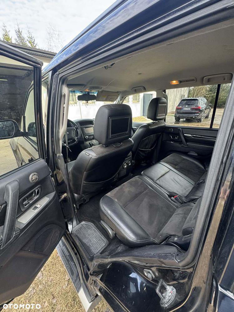 Mitsubishi Pajero 3.2 DID Mont Blanc - 4