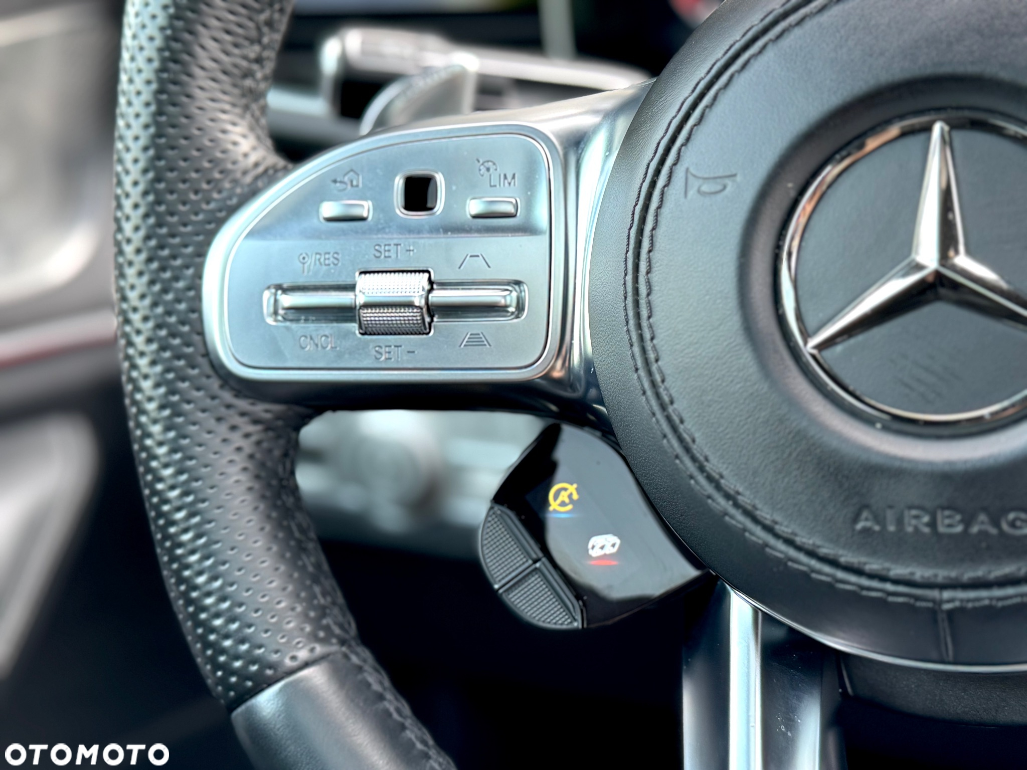 Mercedes-Benz GLE - 39