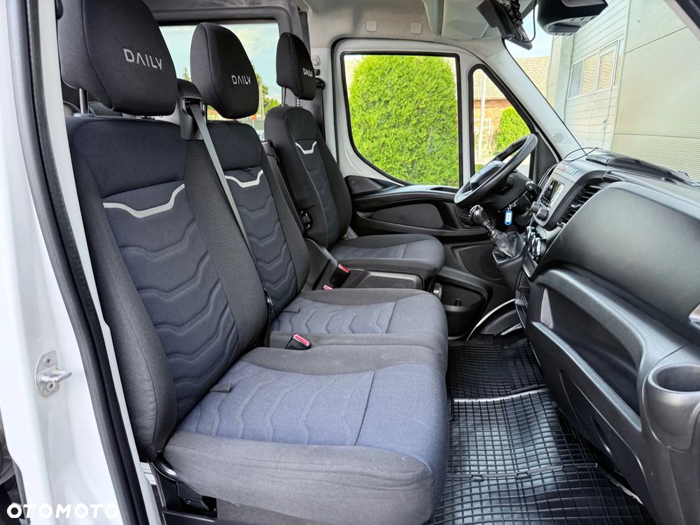 Iveco Daily 35S18 L4H2 Maxi Long Doka Brygadówka 7-miejsc Zarejestrowany w PL - 18