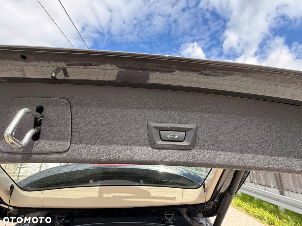 BMW X1 sDrive18i xLine - 14
