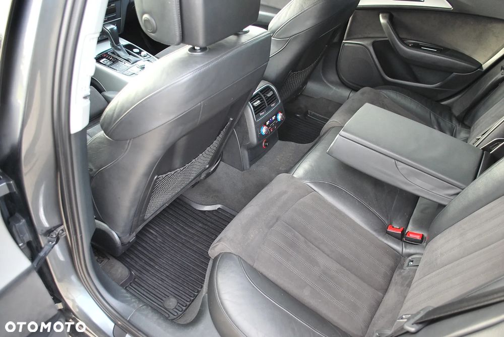 Audi A6 Avant 3.0 TDI quattro S tronic - 15