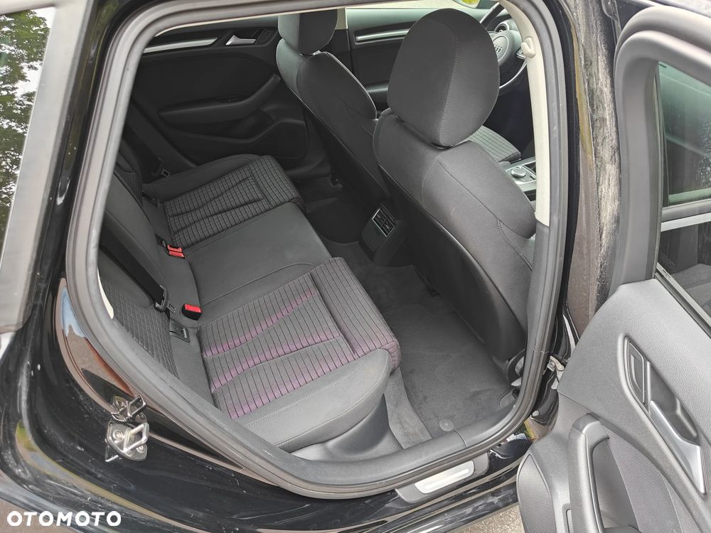 Audi A3 Sportback 2.0 TDI (clean diesel) Ambition - 25