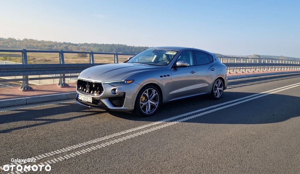 Maserati Levante GTS Q4 - 19