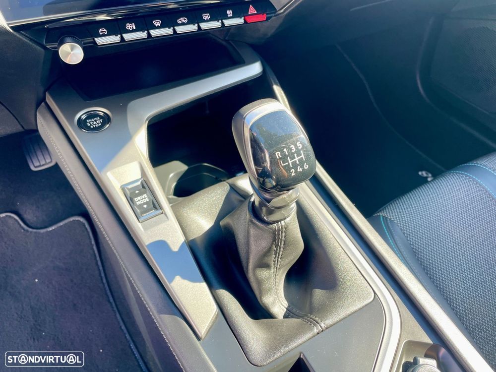 Peugeot 308 SW 1.2 PureTech Allure - 20