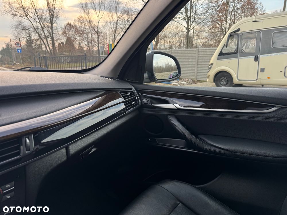 BMW X5 xDrive35i Sport-Aut - 21