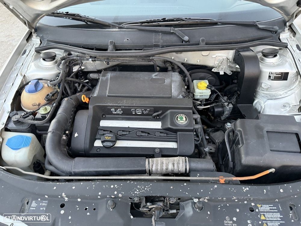 Skoda Octavia Break 1.4 Ambiente - 22