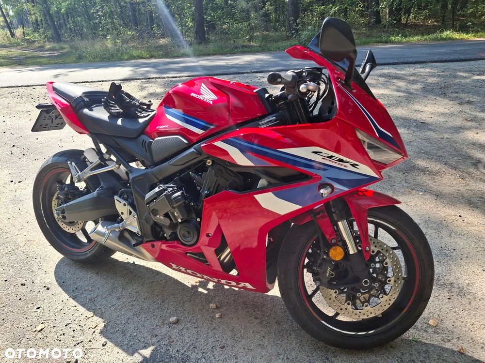 Honda CBR - 3
