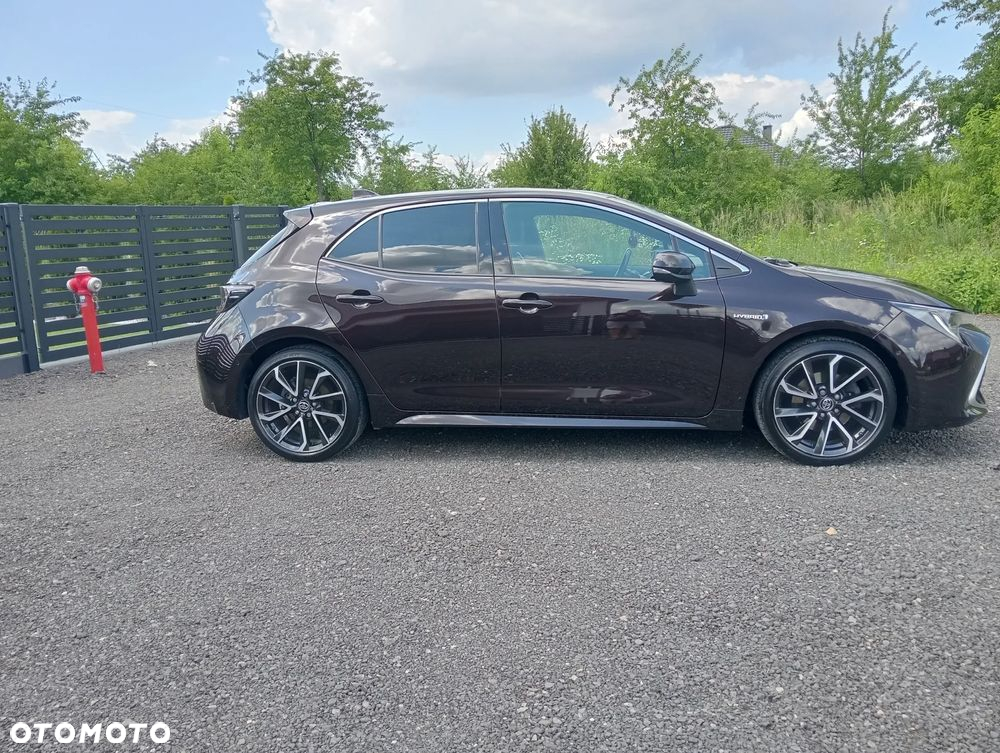 Toyota Corolla 2.0 Hybrid Executive - 7