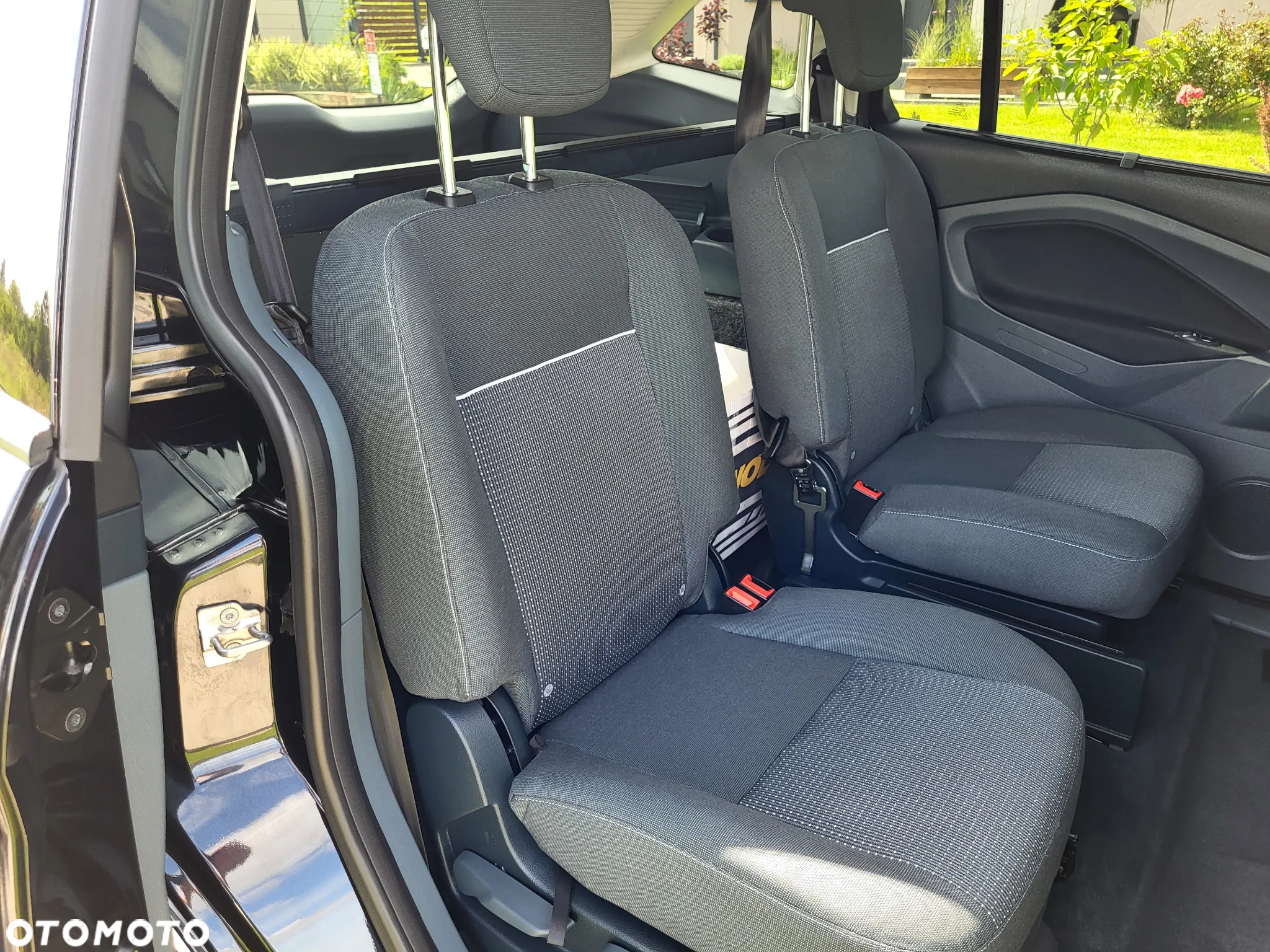 Ford Grand C-MAX 1.0 EcoBoost Start-Stopp-System SYNC Edition - 30