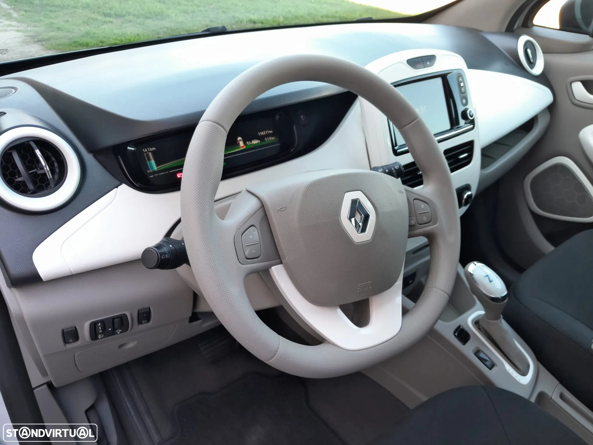 Renault Zoe (c/ Bateria) 41 kwh Life - 6