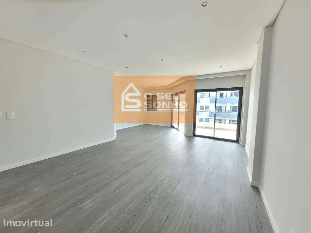 Apartamento T3 em Condomínio Moderno - Grande imagem: 3/31