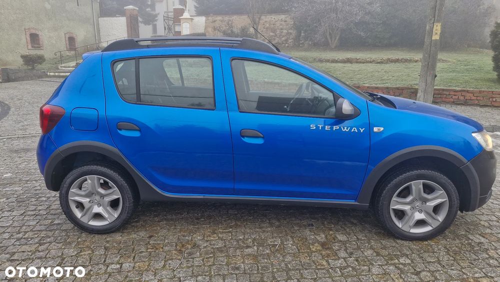 Dacia Sandero dCi 90 S&S Celebration - 8