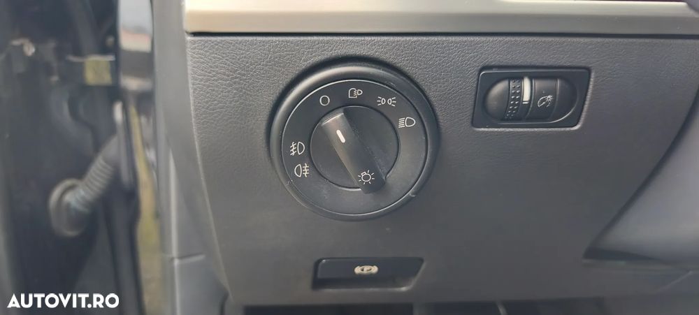 Volkswagen Touareg 3.0 V6 TDI DPF Exclusive Edition - 30