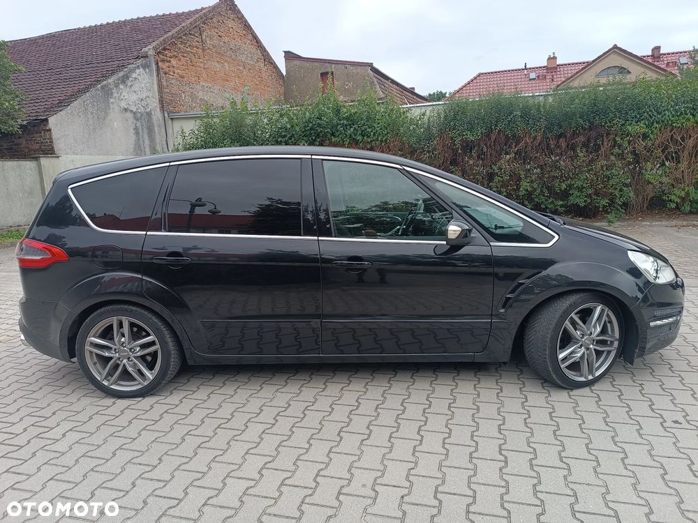 Ford S-Max 2010 photo 2