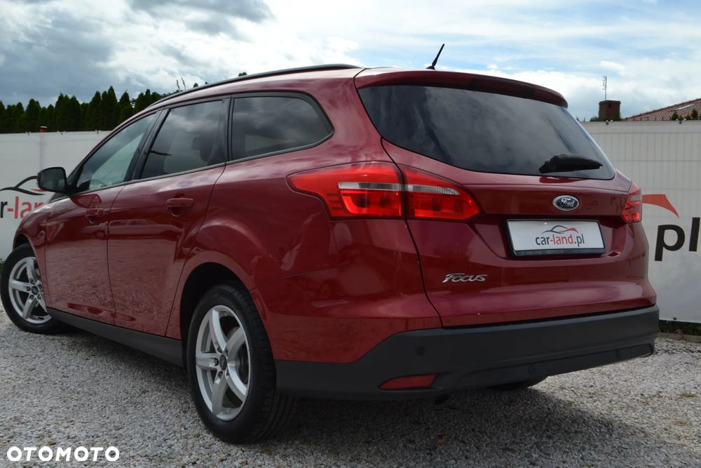 Ford Focus 1.6 TDCi DPF Titanium - 10