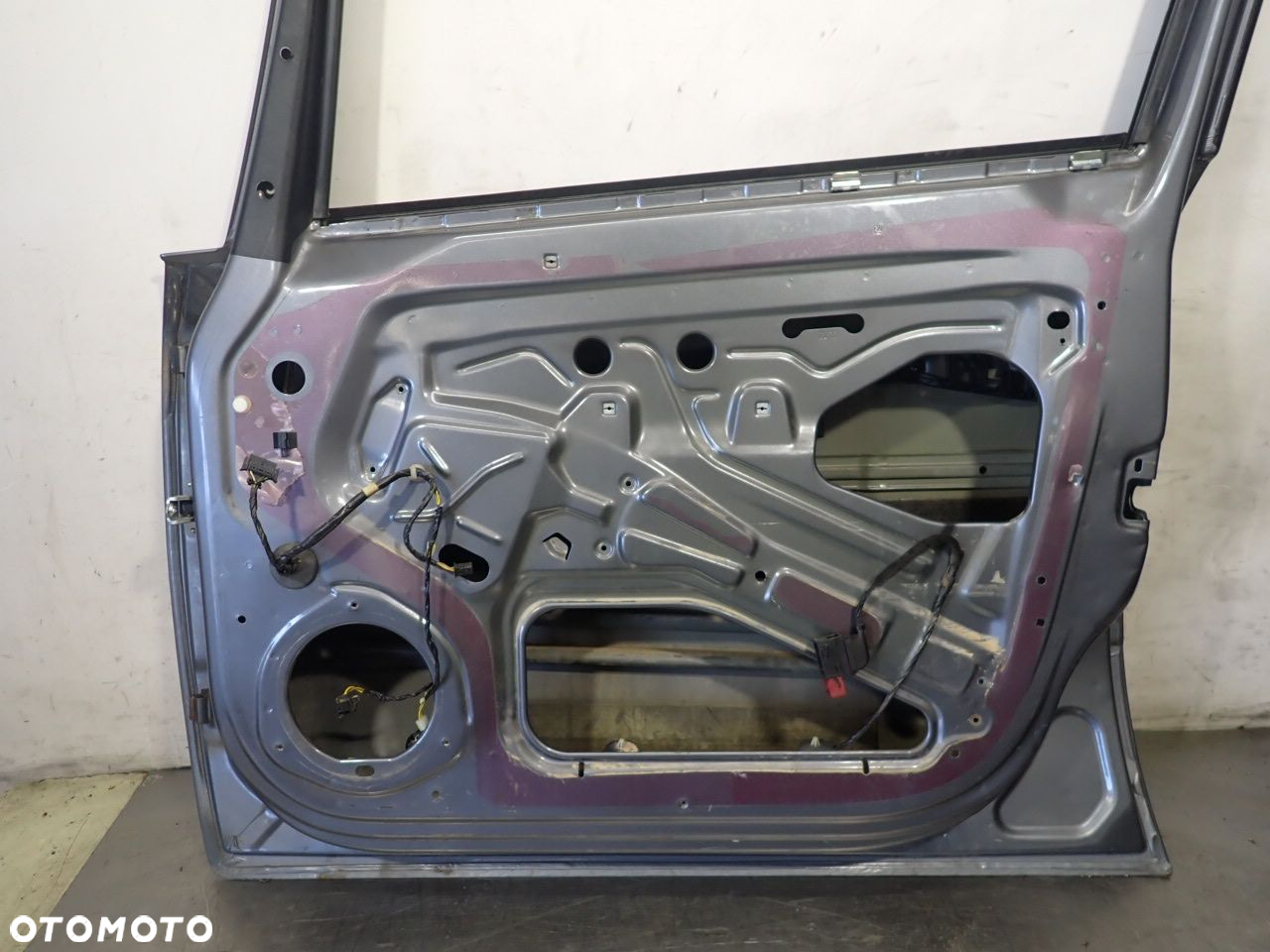 DRZWI PRAWY PRZÓD OPEL ZAFIRA B 1.9 - 19