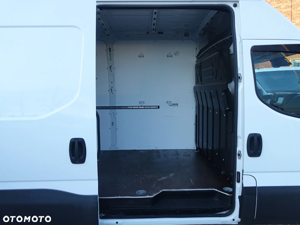 Iveco Daily 35S14 L3H2 automat HI-MATIC - 12